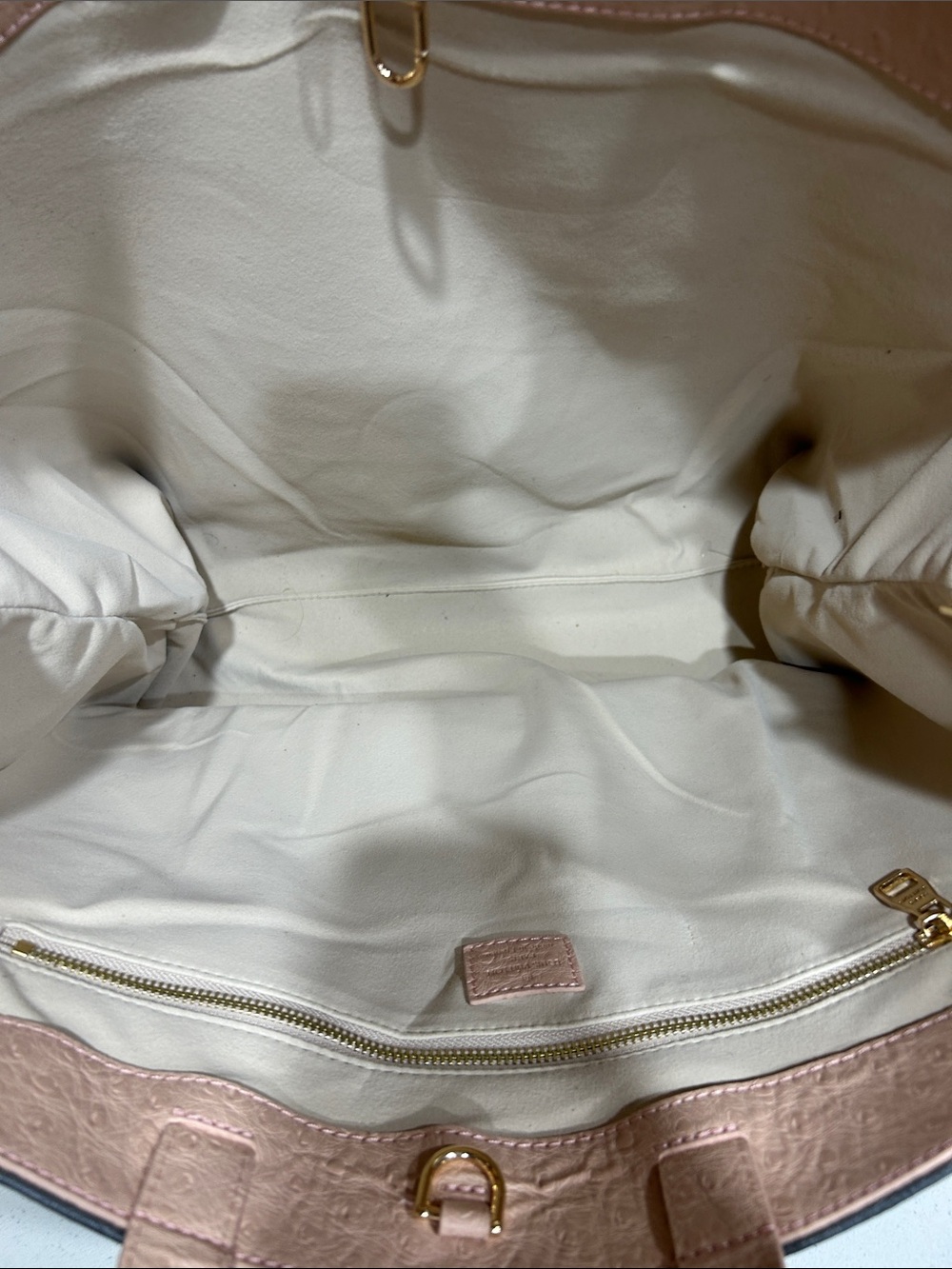 Designer inspired tote - Picture 3 of 3